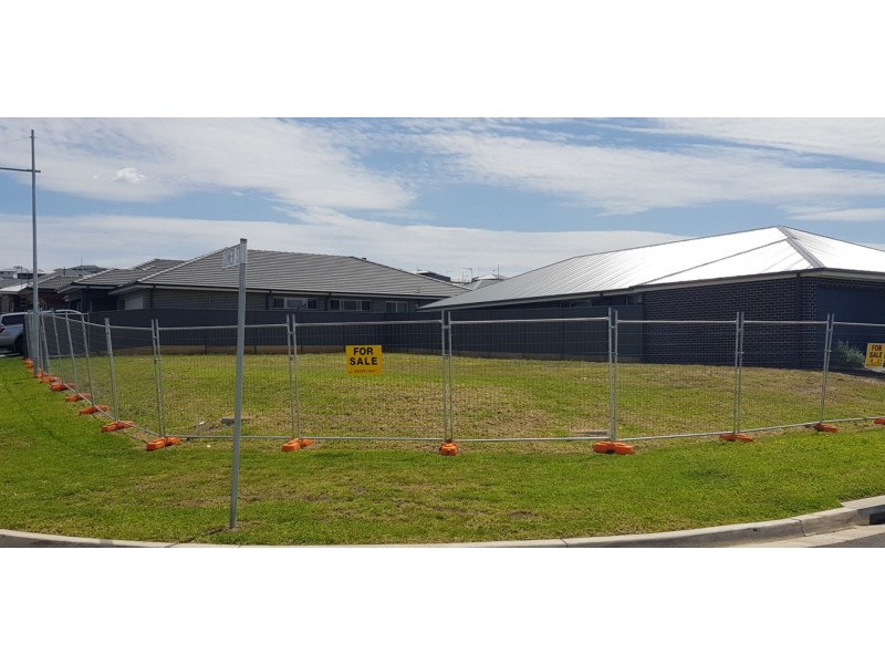 5 Markham Drive, Calderwood NSW 2527