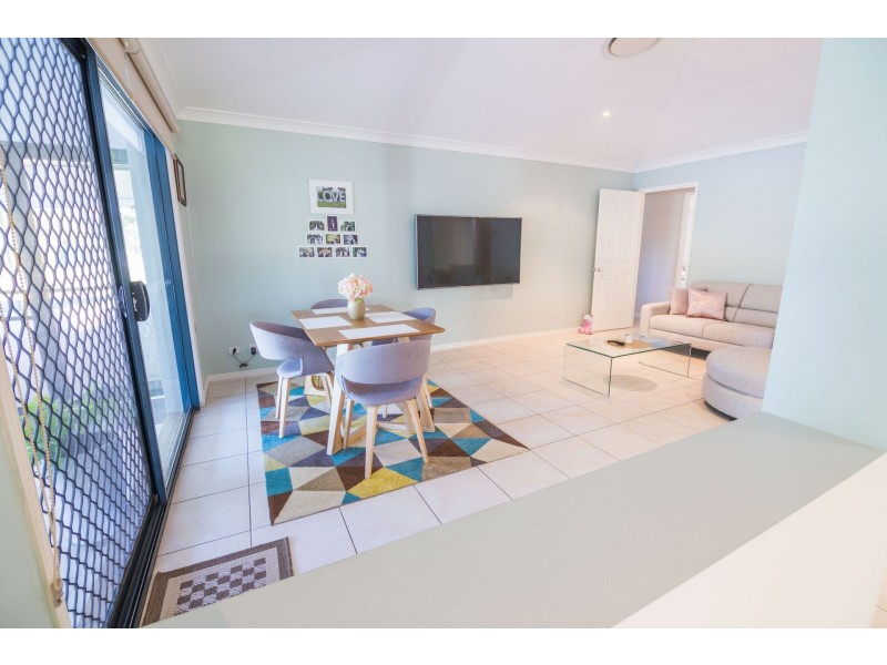 16 Blue Wren Close, Gulmarrad NSW 2463