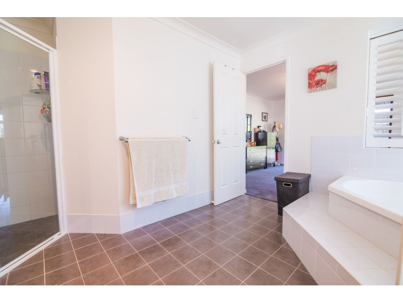 16 Blue Wren Close, Gulmarrad NSW 2463