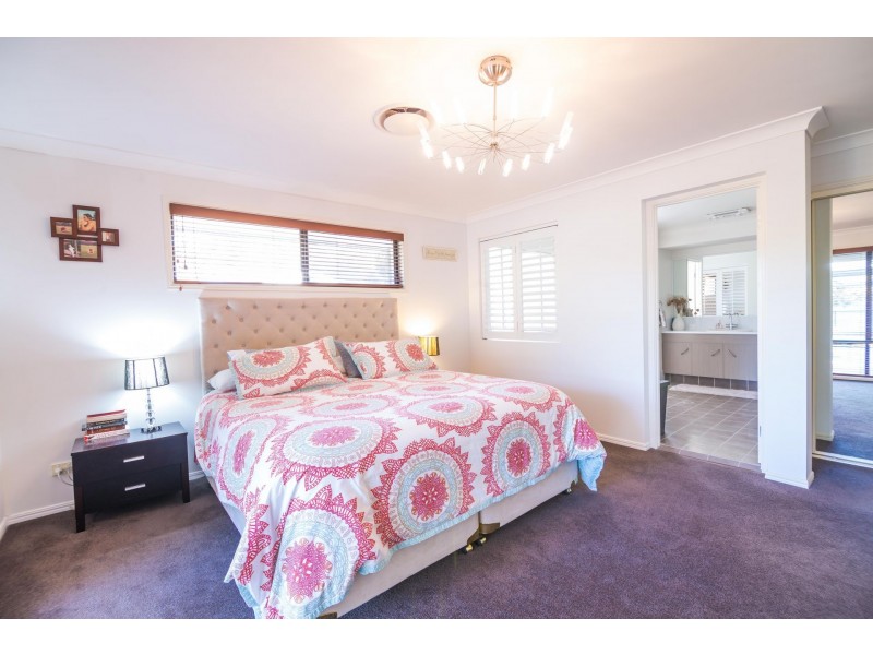 16 Blue Wren Close, Gulmarrad NSW 2463