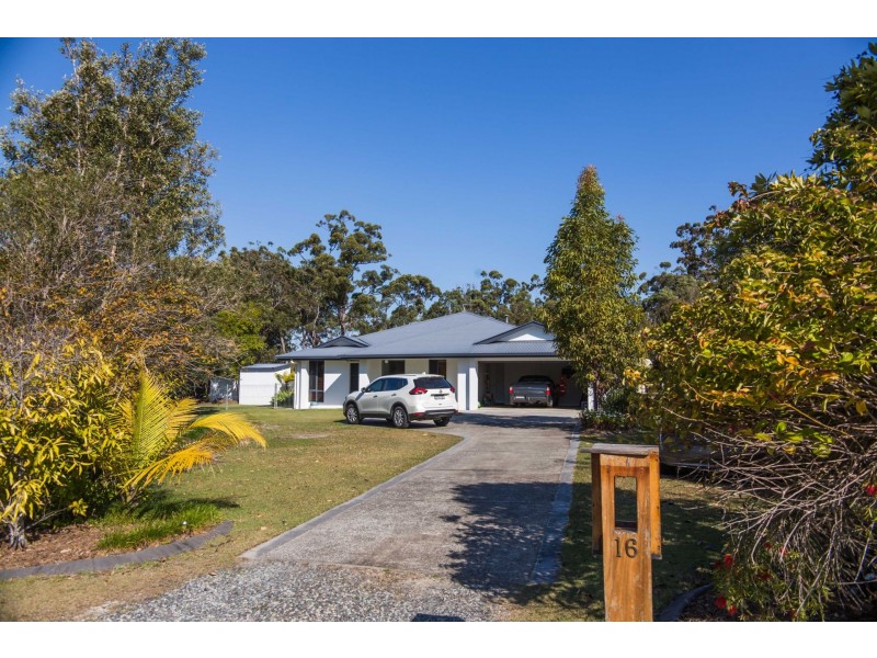16 Blue Wren Close, Gulmarrad NSW 2463