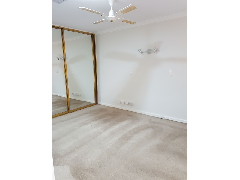 5 Brooklea Place, Ferndale WA 6148