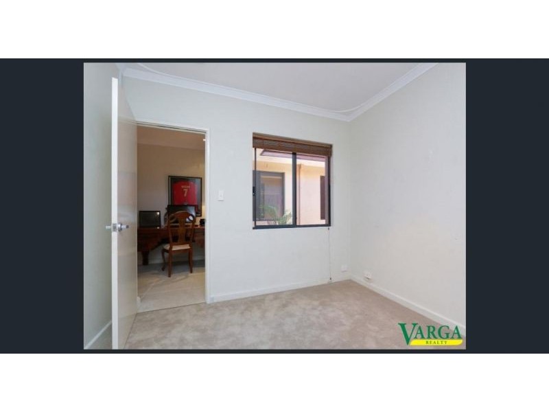 5 Brooklea Place, Ferndale WA 6148