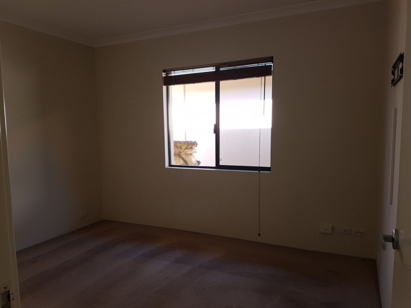 5 Brooklea Place, Ferndale WA 6148