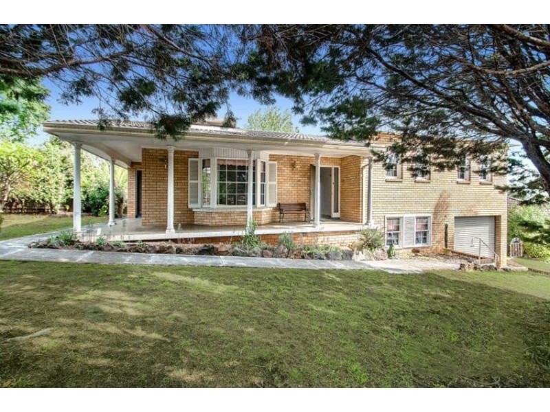 4 Merindah Road, Baulkham Hills NSW 2153