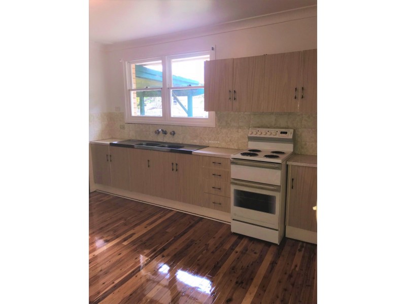 4 Merindah Road, Baulkham Hills NSW 2153