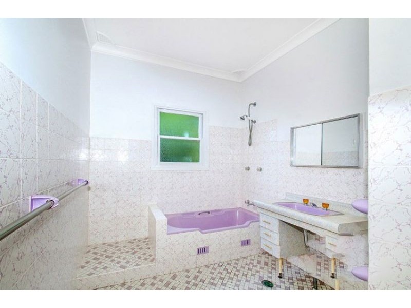 4 Merindah Road, Baulkham Hills NSW 2153