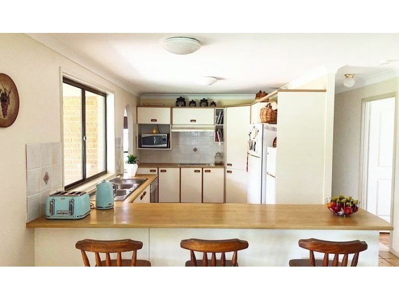 7 Robindale Drive, Wollongbar NSW 2477