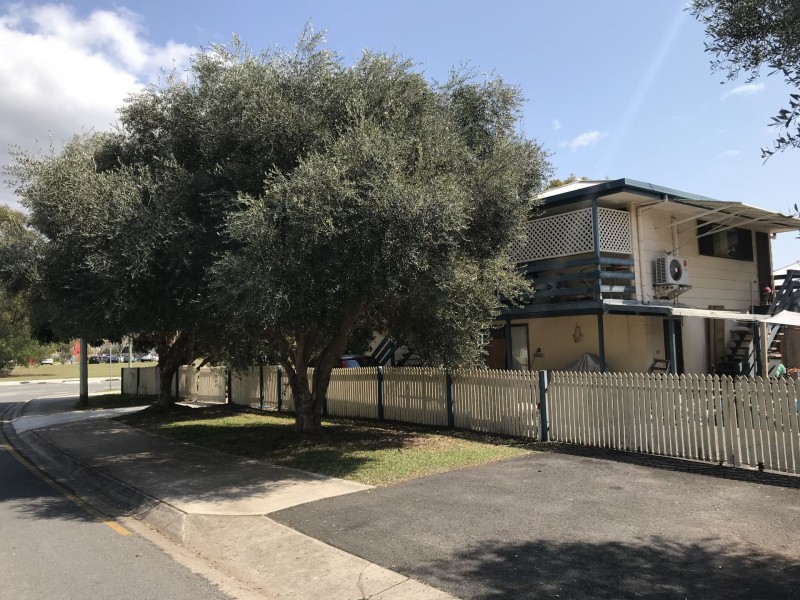 55 Peel St, Redland Bay QLD 4165