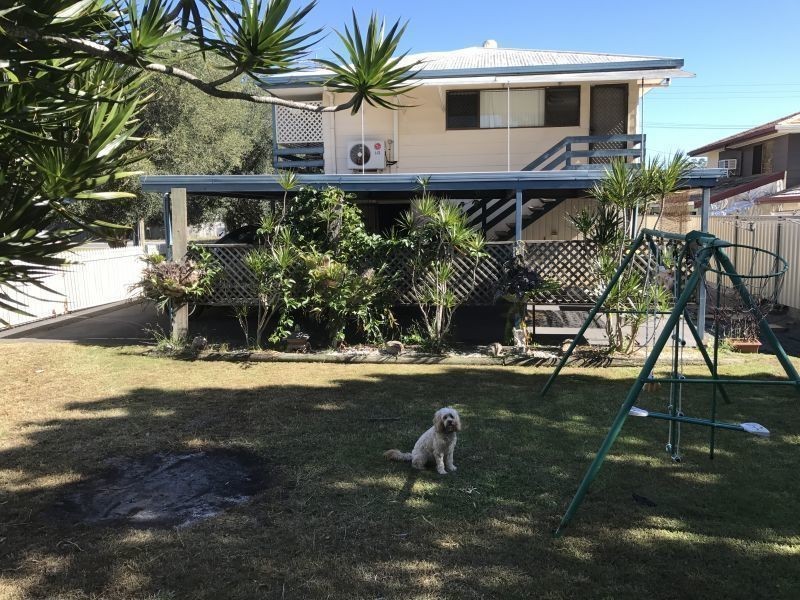 55 Peel St, Redland Bay QLD 4165
