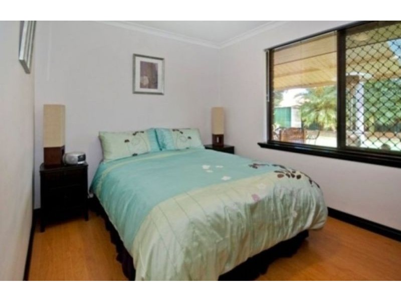 4 Tremandra Way, Parkwood WA 6147