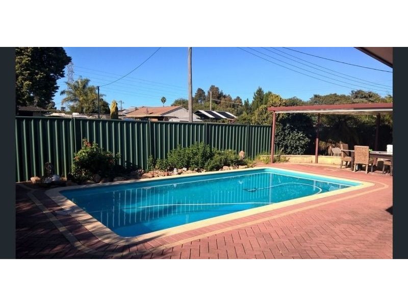 4 Tremandra Way, Parkwood WA 6147