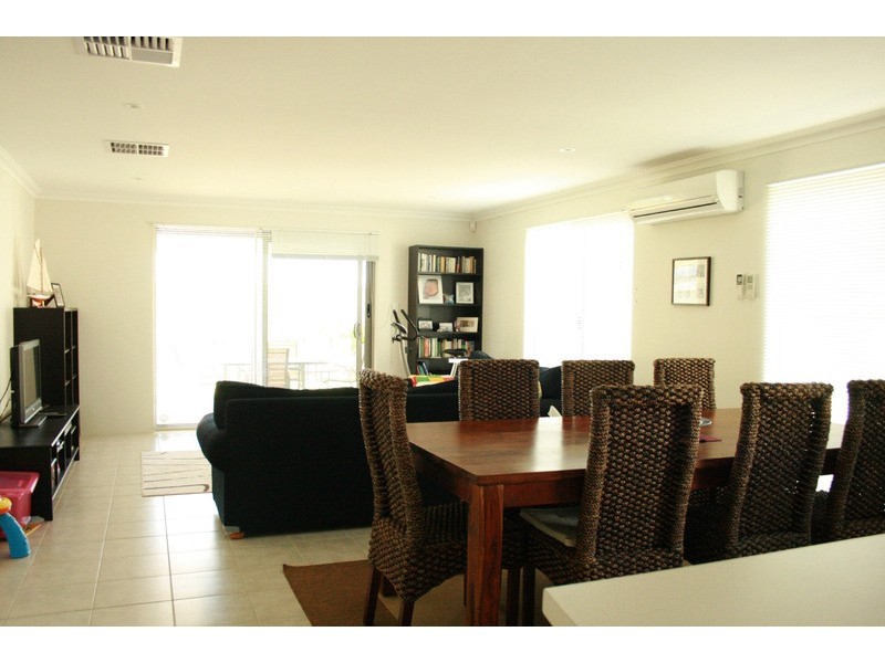 34 OLIVEDALE ROAD, Madeley WA 6065