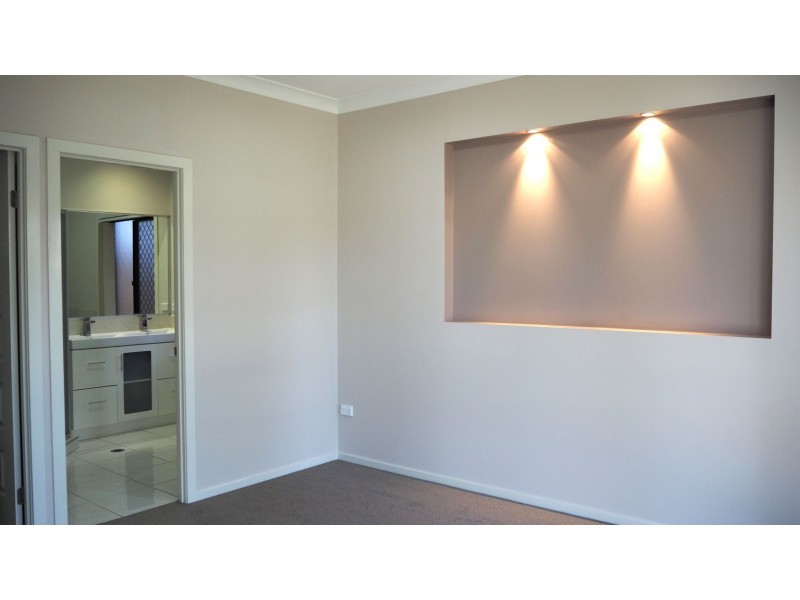 19 Coolibah St, Heathwood QLD 4110