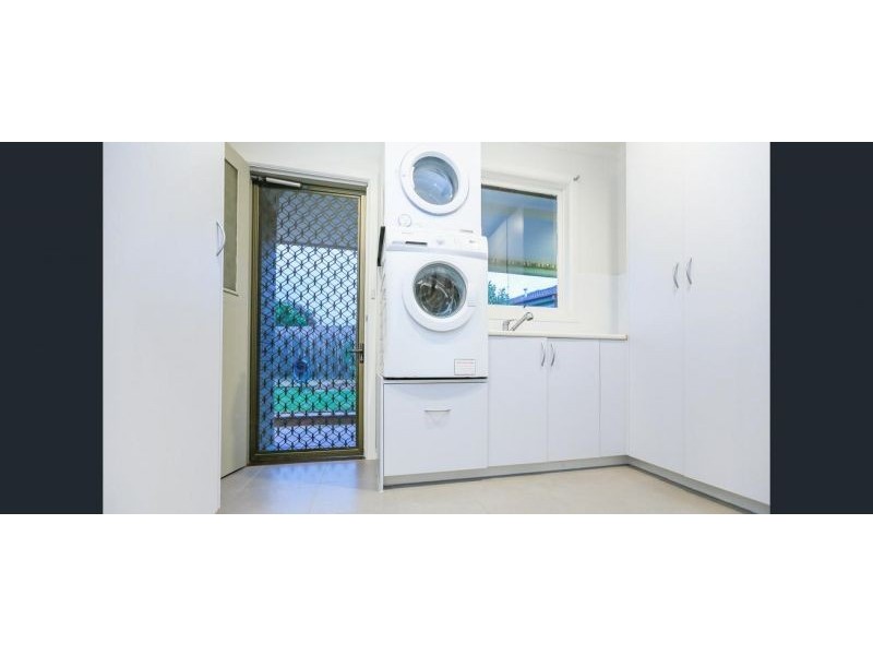 1 Leonard Court, Pakenham VIC 3810