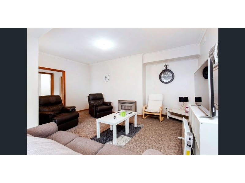 17 Sandison Avenue, Park Holme SA 5043