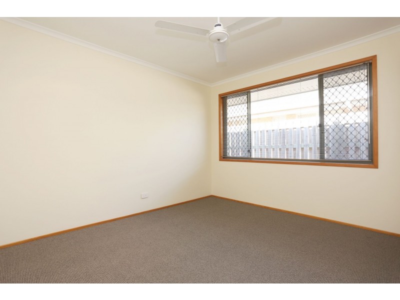 71 The Village Ave, Coopers Plains QLD 4108