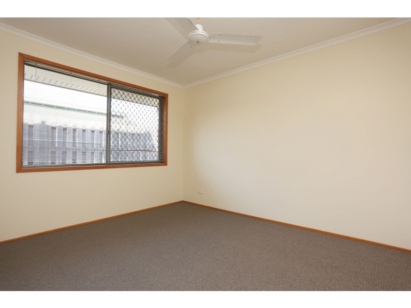 71 The Village Ave, Coopers Plains QLD 4108