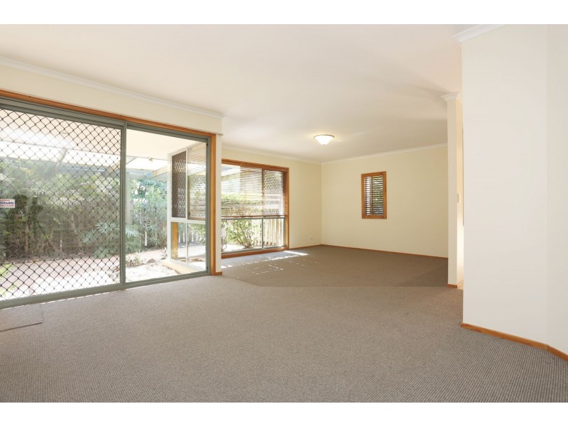 71 The Village Ave, Coopers Plains QLD 4108