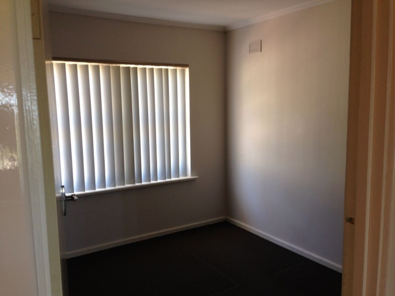 3 Stevens Ave, Para Hills SA 5096
