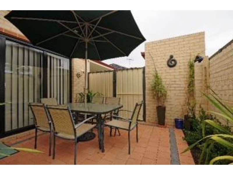 12/1533B Albany Highway, Beckenham WA 6107