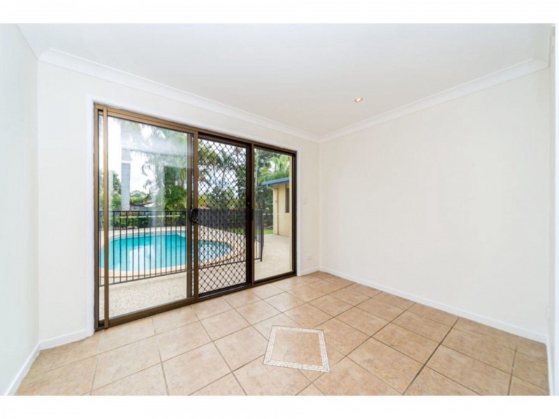 126 Wilson St, Labrador QLD 4215