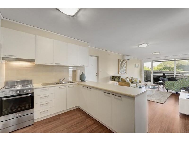 2/545 Doncaster Road, Doncaster VIC 3108