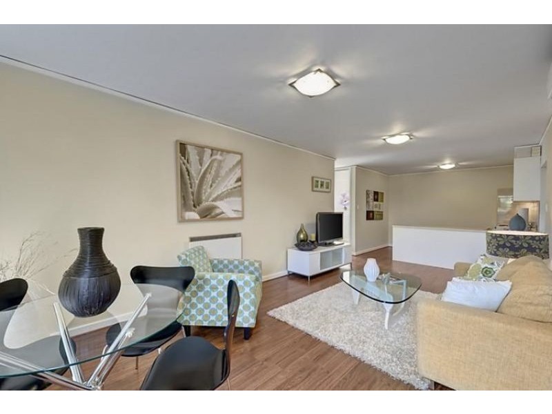 2/545 Doncaster Road, Doncaster VIC 3108
