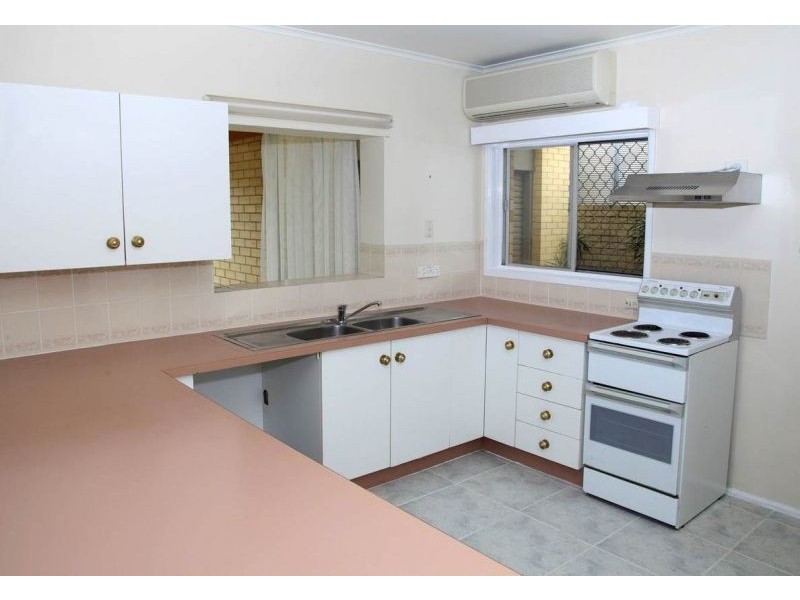 2 Binda Place, Bundall QLD 4217