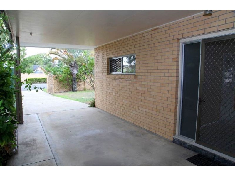 2 Binda Place, Bundall QLD 4217