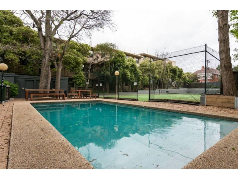 19/5 Fulton Street, St Kilda East VIC 3183