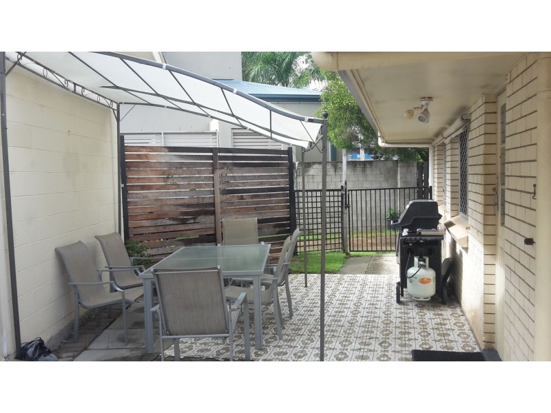 49 Hollywell Road, Biggera Waters QLD 4216
