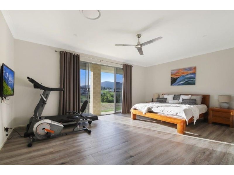 33 Moonlight Ave, Highvale QLD 4520