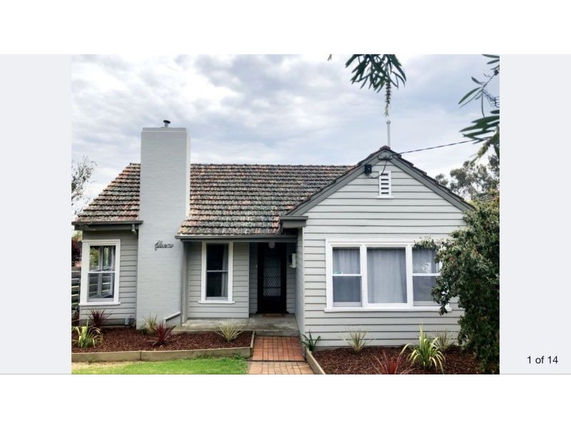 11 Steane St, Kennington VIC 3550