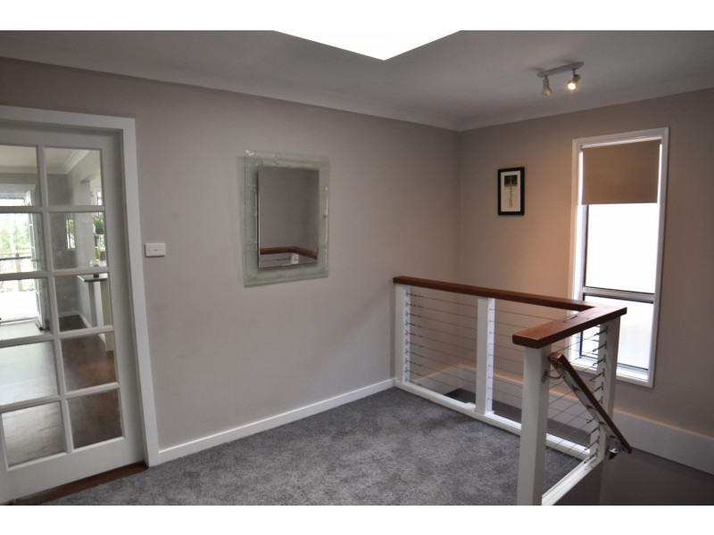 132 Marks Rd, Gorokan NSW 2263