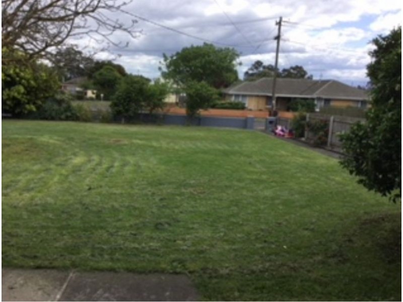 15 Brendan St, Moe VIC 3825