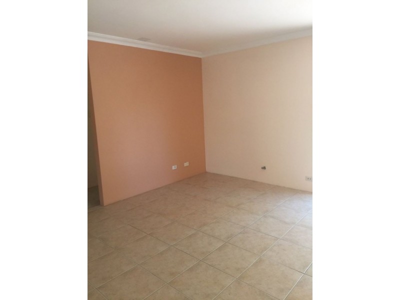 13/147 Sevenoaks Street, Cannington WA 6107