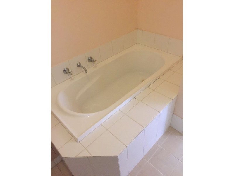 13/147 Sevenoaks Street, Cannington WA 6107