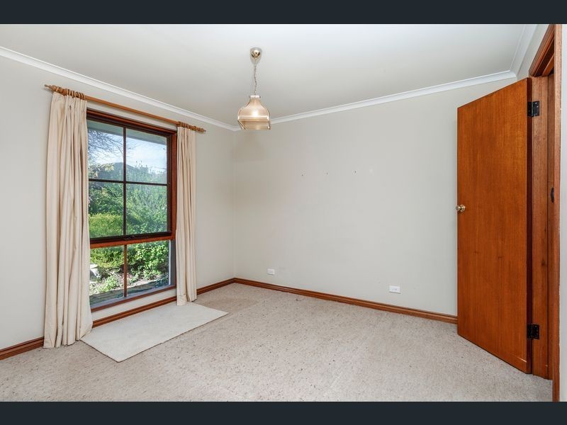 6 Valkyrie Street, Hallett Cove SA 5158