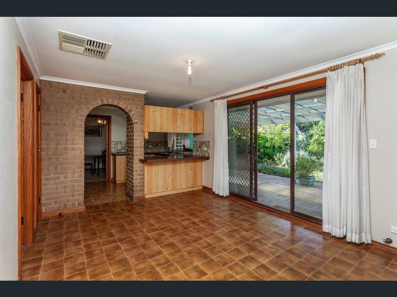 6 Valkyrie Street, Hallett Cove SA 5158