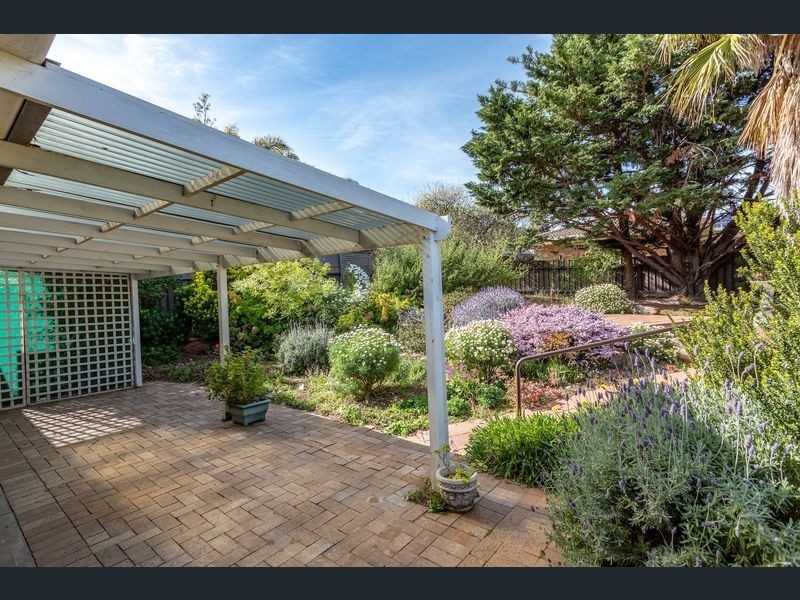 6 Valkyrie Street, Hallett Cove SA 5158