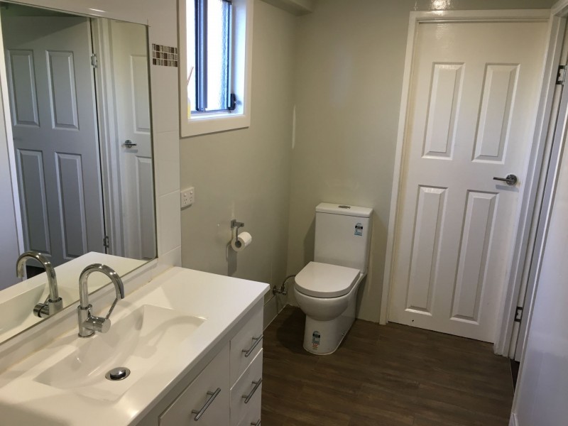 168 Lobb St, Churchill QLD 4305