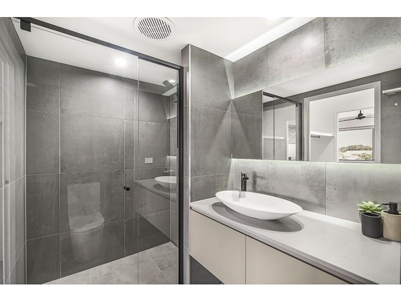 30/2320 Gold Coast Highway, Mermaid Beach QLD 4218