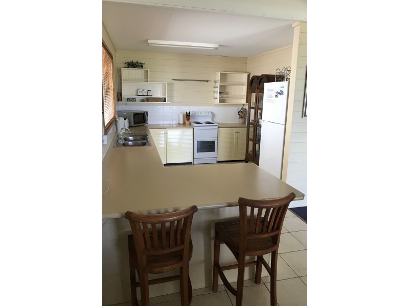 16 Lewis Street, Old Bar NSW 2430