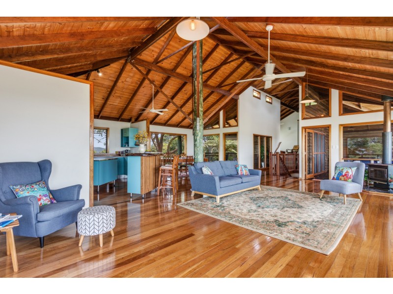 25 Ocean Vista Drive, Maroochy River QLD 4561