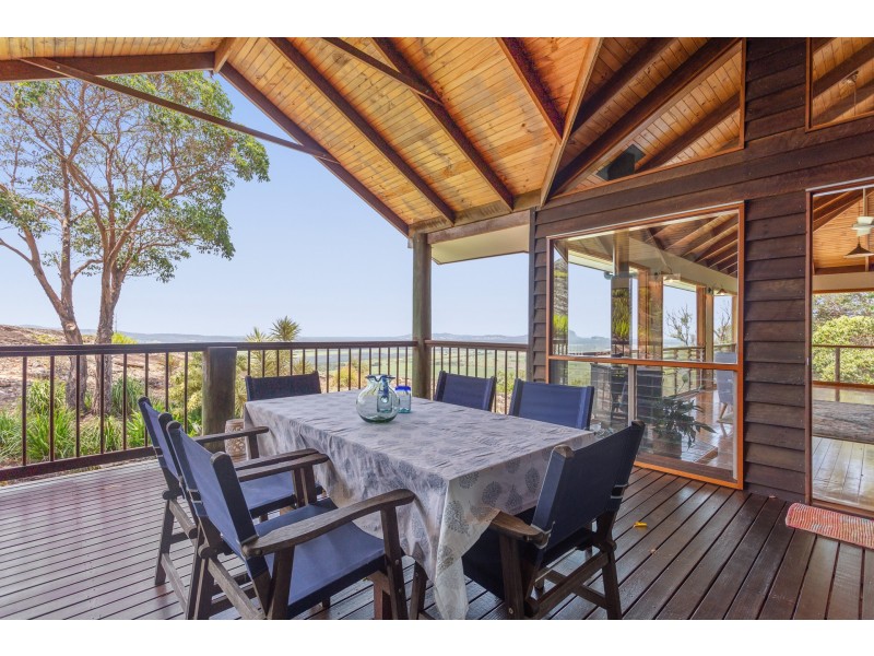 25 Ocean Vista Drive, Maroochy River QLD 4561