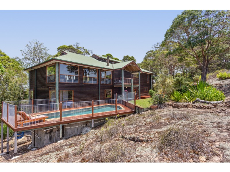 25 Ocean Vista Drive, Maroochy River QLD 4561