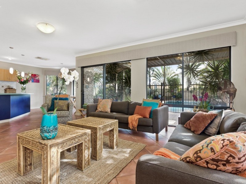 3 Cheshunt Garden, North Lake WA 6163