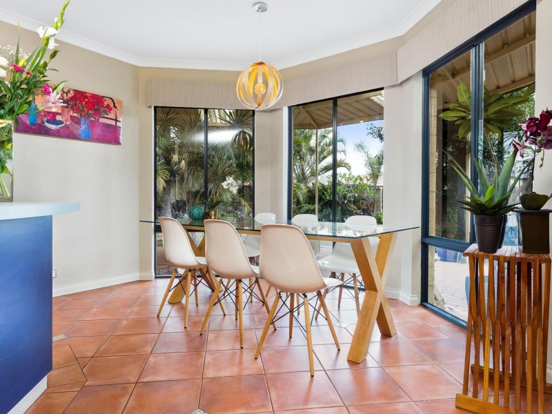 3 Cheshunt Garden, North Lake WA 6163