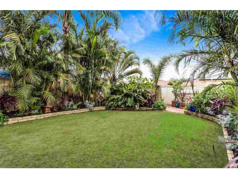 3 Cheshunt Garden, North Lake WA 6163